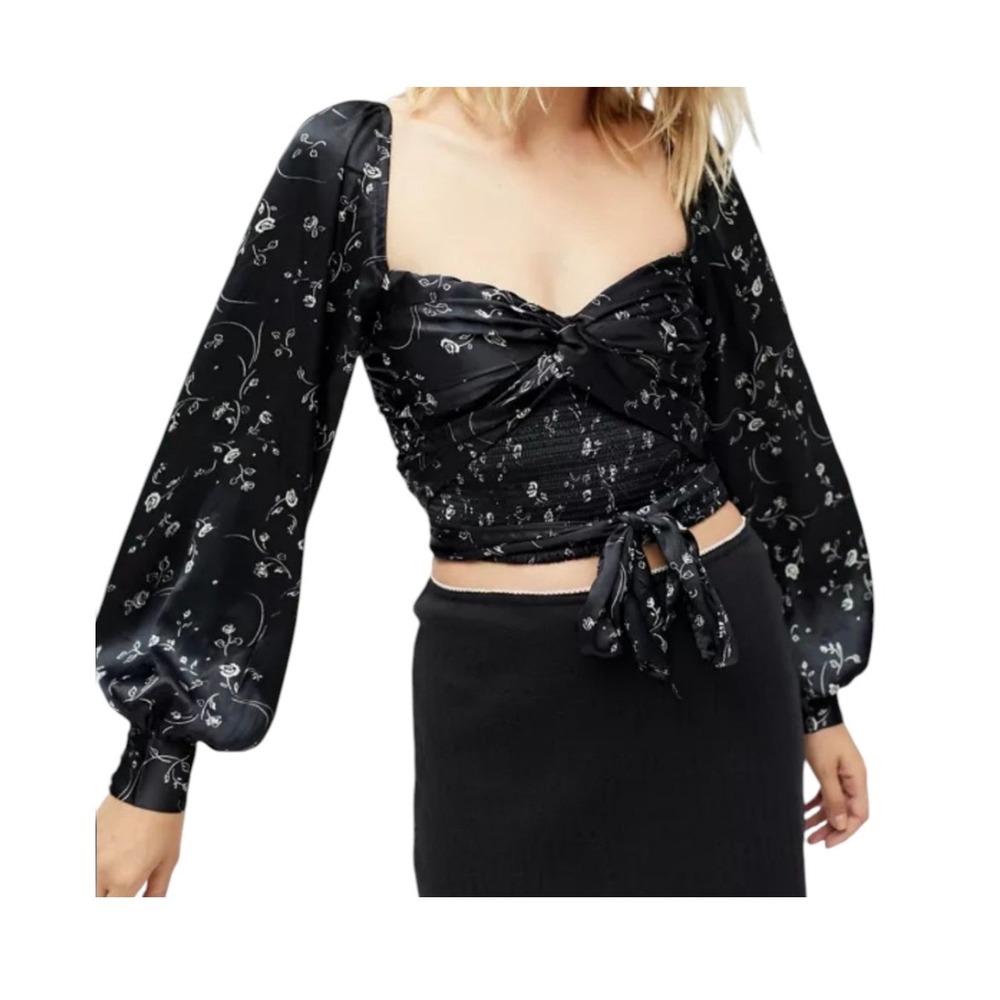 Black Satin Floral Puff Sleeve Smocked Crop Top Sweetheart M Romantic Whimsigoth